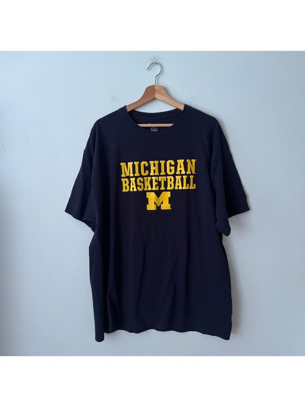 Champion University Of Michigan Basketball T-Shirt Navy Gold Men's Size 2XL